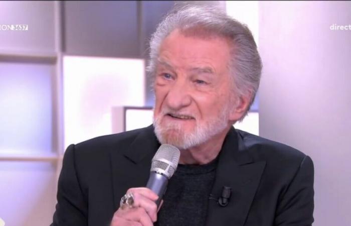 “Was ist los?” : ernsthafte Besorgnis in Cà vous während der Ankunft von Eddy Mitchell (ZAPTV)