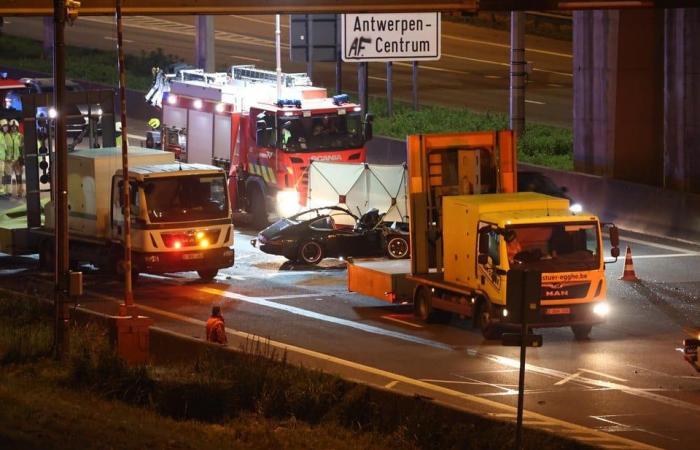 Tom Waes verunglückt mit Oldtimer-Porsche im Kennedy-Tunnel: „Er ist in ernstem Zustand“ (Antwerpen)