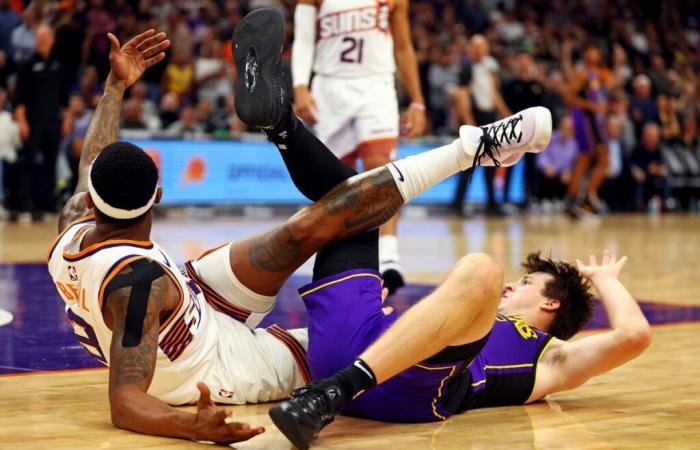 Was ist mit Austin Reaves passiert? Lakers-Star wackelt nach schwerem Sturz bei Zusammenstoß mit Isaiah Hartenstein in die Umkleidekabine