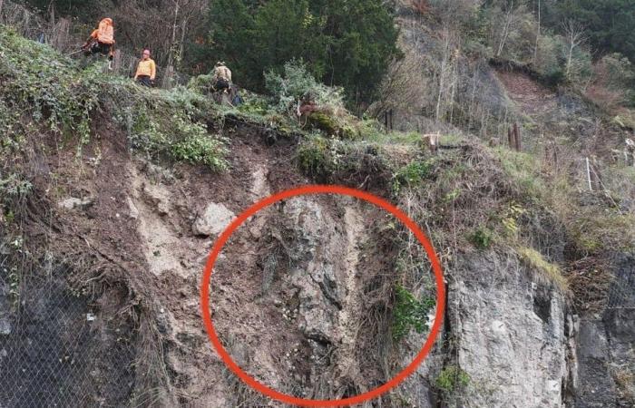 Hauptstrasse gesperrt – Erdrutsch auf Seestrasse bei Weggis LU: Sprengung nötig – News