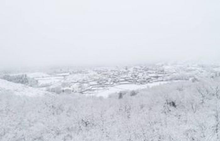 Eine arktische Luftmasse könnte in Portugal bald zu einer radikalen Wetteränderung führen: Daten und mögliche Phänomene