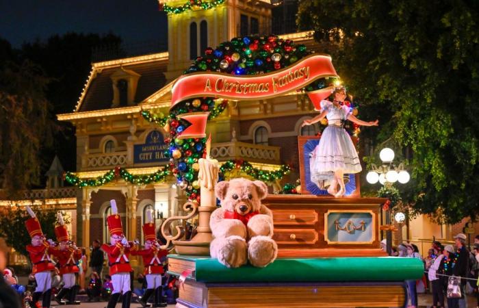 So können Sie „Wonderful World of Disney: Holiday Spectacular“ online ansehen