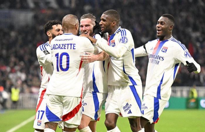 L1: OL besiegt Schön, Lacazette sieht Triple