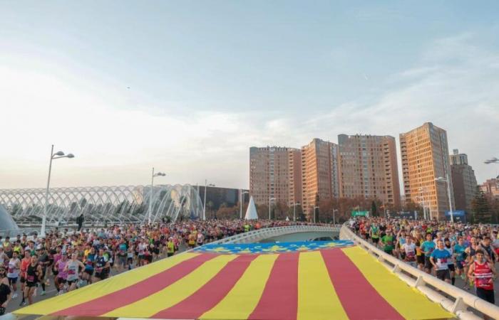 Valencia-Marathon heute | Die Hymne „Nino Bravo“, Crêpes, „Senyeras“ und ein „Força, València“ zur Erinnerung an die Dana