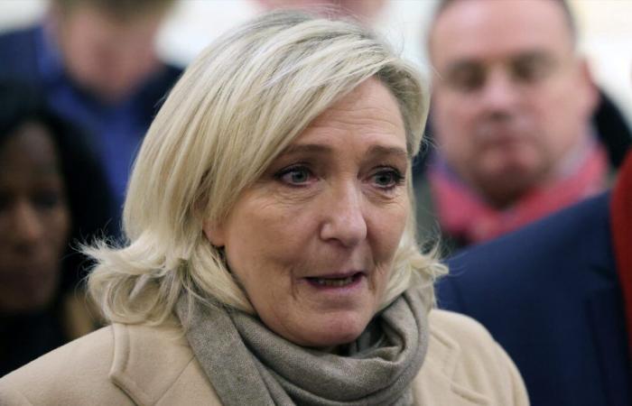 Marine Le Pen meint, die Regierung habe „die Diskussion beendet“