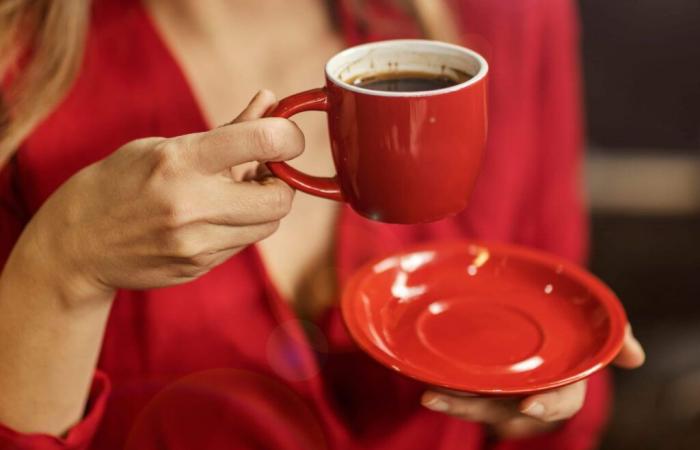 Menschen, die diese Menge Kaffee pro Tag trinken, haben ein höheres Schlaganfallrisiko