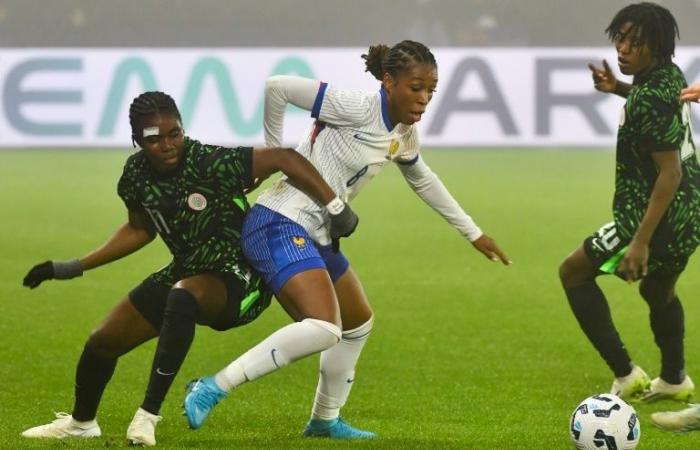 Die „Blues“ gewinnen gegen Nigeria mit einem attraktiven Spiel