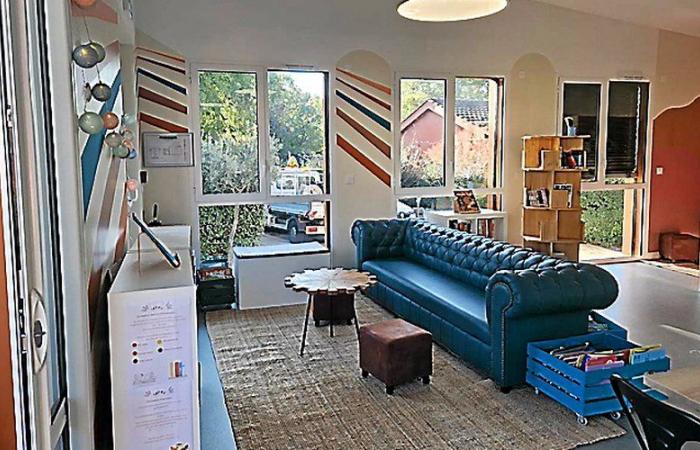 Eine Mikrobibliothek mit 1.600 Büchern in den Räumlichkeiten von Ô Bobar