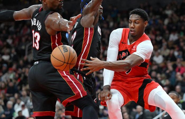 Barrett sticht erneut bei den Raptors heraus, die 119-116 gegen die Heat gewinnen