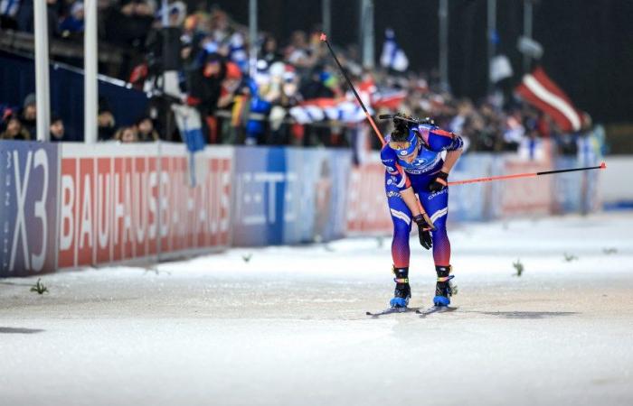 Biathlon | Julia Simon gibt ein Update zu ihrer linken Wade nach der Kontiolahti-Staffel: „Ich hoffe, es ist nur ein Krampf“ | Nordic Mag | Nr. 1 Biathlon