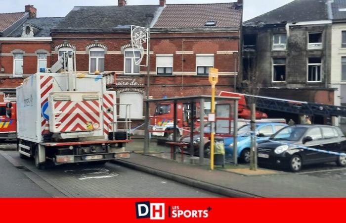 Der Brand im Geschäft Place de Pâturage hatte kriminellen Ursprung: „Ein Polizist wurde verletzt, als er die Tochter des Paares rettete.“