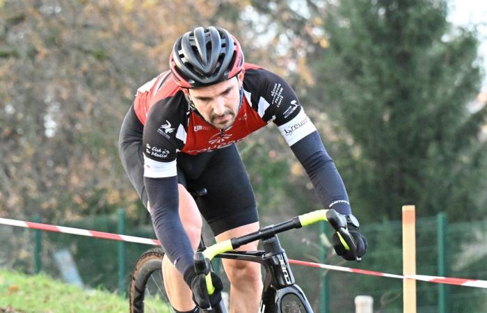 Cyclocross: William Millat vor seinem Bruder Adrien auf den Höhen von Le Creusot