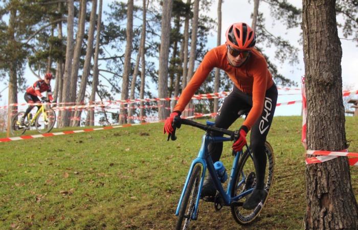 Cyclocross: William Millat vor seinem Bruder Adrien auf den Höhen von Le Creusot