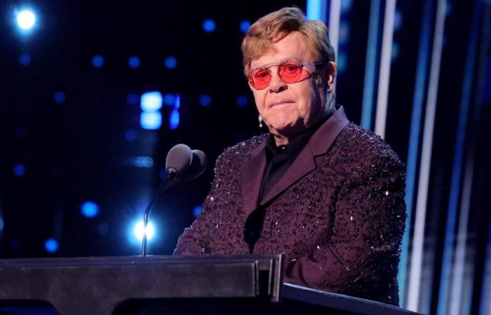 Elton John verlor sein Augenlicht und konnte sein eigenes Musical „Der Teufel trägt Prada“ nicht sehen.