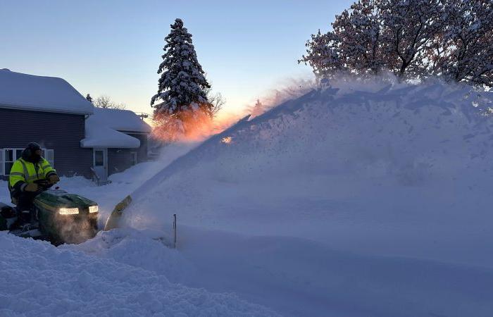 In den Großen Seen schneit es weiter, nachdem 1,5 Meter Tiefe gefallen sind und ein neuer Sturm aufzieht