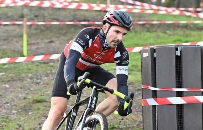 Cyclocross: William Millat vor seinem Bruder Adrien auf den Höhen von Le Creusot