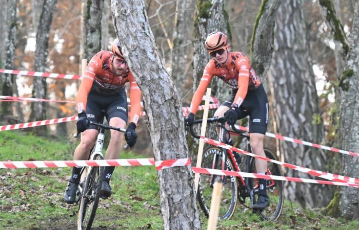 Cyclocross: William Millat vor seinem Bruder Adrien auf den Höhen von Le Creusot