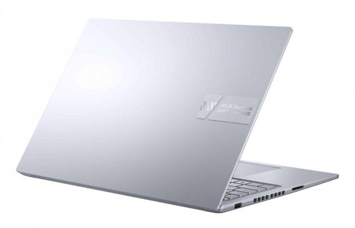 Aktion 899 € Dieses Ultrabook von Asus ist für 899 € erhältlich und eignet sich sowohl für Gamer als auch für andere Benutzer, die Leistung und schlichtes Design suchen