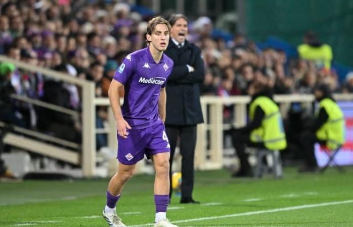 Edoardo Bove war am Tag nach seinem Unwohlsein bei Fiorentina-Inter „bei Bewusstsein und wachsam“.