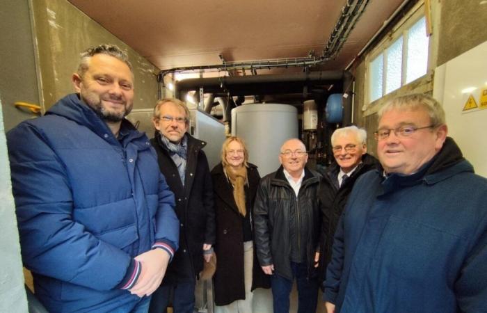 Geothermie heizt die Schule und das Restaurant dieser kleinen Stadt in La Manche