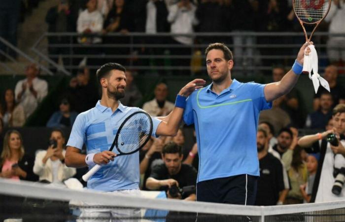 Juan Martin Del Potro hat sich nach einem Schaukampf gegen Novak Djokovic in Buenos Aires vom Tennis verabschiedet