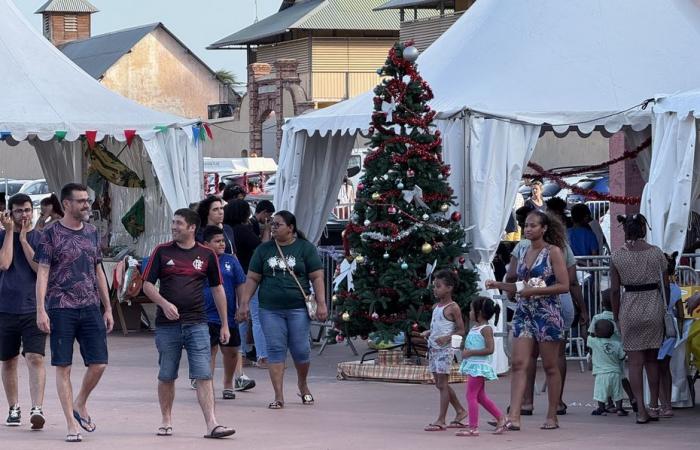 Im Handwerkerdorf Saint-Laurent-du-Maroni herrscht Weihnachtsstimmung