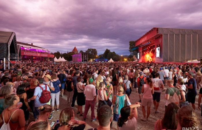 James Blunt tritt bei Lakelive auf