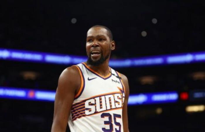 Wo ist Kevin Durant? Der längere Aufenthalt in der Umkleidekabine der Suns Star weckt neue Verletzungssorgen