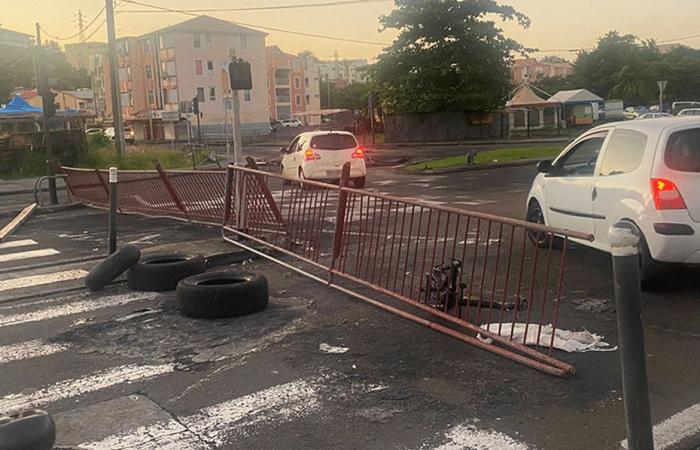 FOTOS. In Fort-de-France verlief die Nacht unruhig, auf der Avenue Maurice Bishop kam es zu Verkehrsbehinderungen