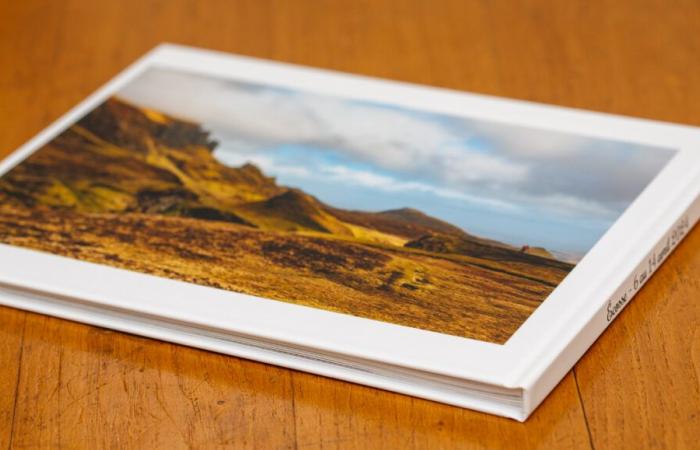 Fujifilm-Test (Buchalbum auf satiniertem Fotopapier): einfaches Design und auf XS-Papier