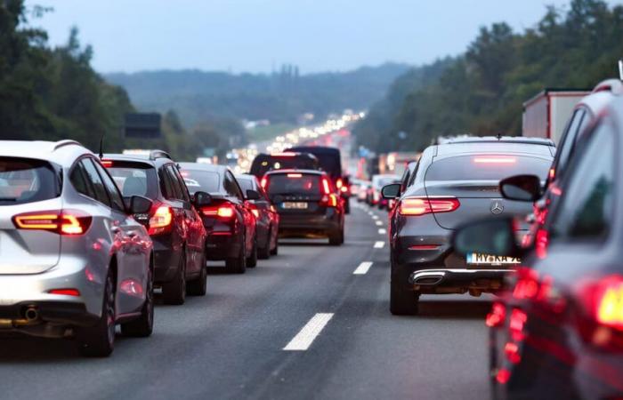 Sperrung auf A46 Richtung Neuss nach Unfall aufgehoben