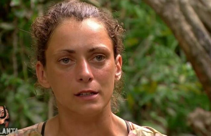 Charlotte (Koh-Lanta, The Cursed Tribe) erklärt, warum sie nicht wollte, dass Ilyesse im Finale steht