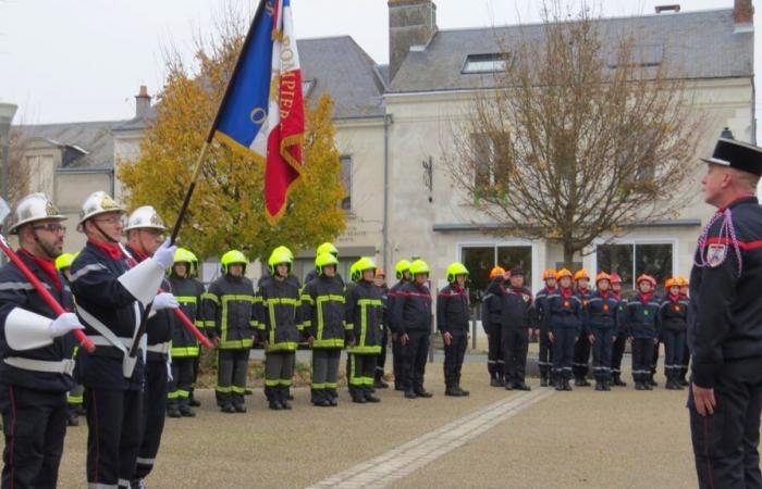 Freiwillige Feuerwehrleute im Rampenlicht