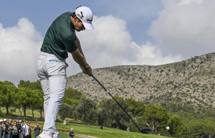 Ein Jahr nach Jon Rahm lehnt ein junger 20-jähriger Spieler Millionen von LIV Golf ab!