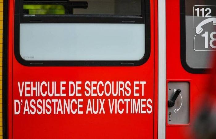 Vier Verletzte, darunter einer schwer, bei einem Unfall zwischen drei Autos in Maine-et-Loire