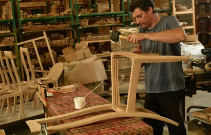 in den Landes diese Handwerker, die die Stühle der Kathedrale herstellten