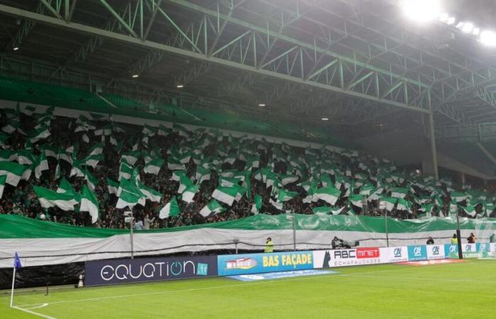 das hetzerische Banner der Anhänger nach der Demütigung in Rennes