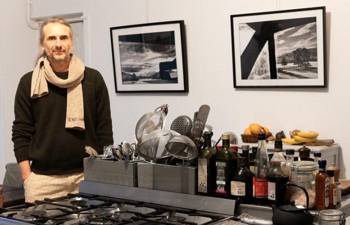 „Meine Wohnung wird zum lebendigen Schauplatz meiner Werke“: „L’Appart Expo“ oder wenn die Kunst in das Haus des Künstlers Laurent Loubet einlädt