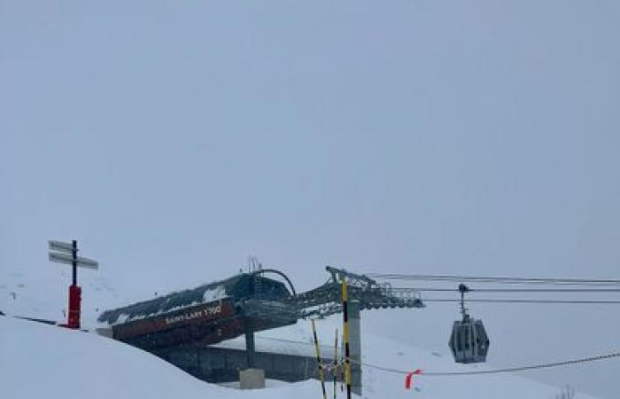 VIDEO. Schlechtes Wetter in den Pyrenäen: In den Tälern fielen 30 cm Schnee, bei Höhenreisen ist Vorsicht geboten