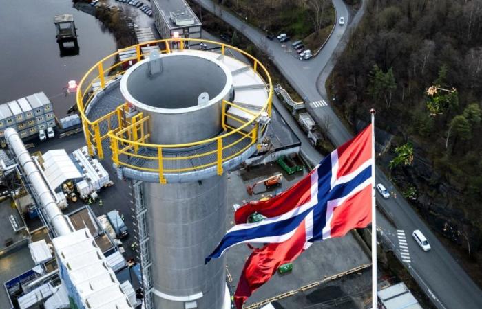 Mit dieser Zementfabrik, die in der Lage ist, das Hauptproblem des Sektors zu überwinden: die CO2-Emissionen, schafft Norwegen beispiellose industrielle Hoffnung