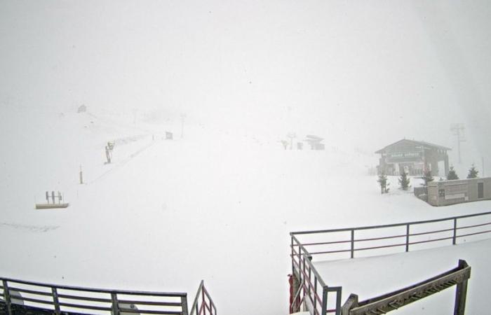 VIDEO. Schlechtes Wetter in den Pyrenäen: In den Tälern fielen 30 cm Schnee, bei Höhenreisen ist Vorsicht geboten