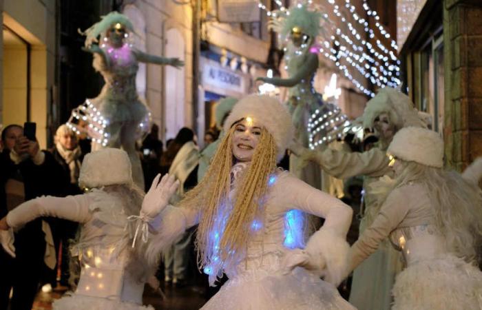 Shows, Paraden… Der Zauber von Weihnachten erobert die Straßen von Manosque