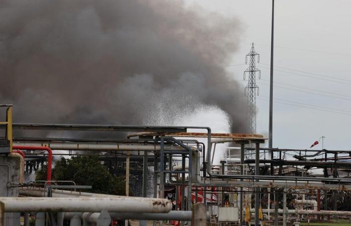 VIDEO. Dramatischer Brand nach einer „Explosion“ in einem Eni-Tanklager: Mindestens zwei Tote und drei Vermisste in Italien