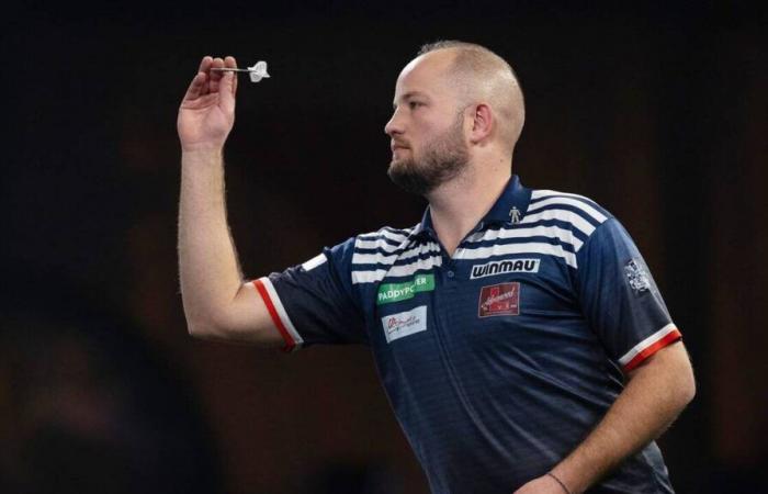 FC Lorient. Ein Sammlertrikot in Zusammenarbeit mit dem Darts-Champion Thibault Tricole