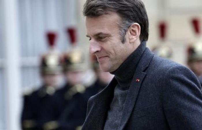 Emmanuel Macron ist immer noch auf der Suche nach einem Premierminister und ändert seine Methode