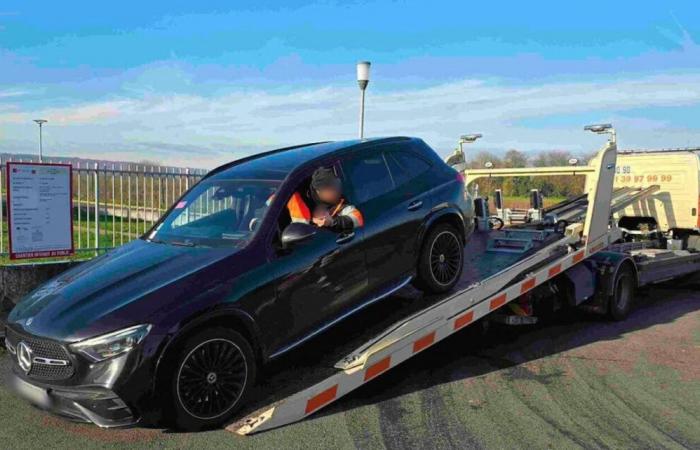 Als der Autofahrer eine übermäßige Geschwindigkeitsüberschreitung bemerkte, war er vorgefahren