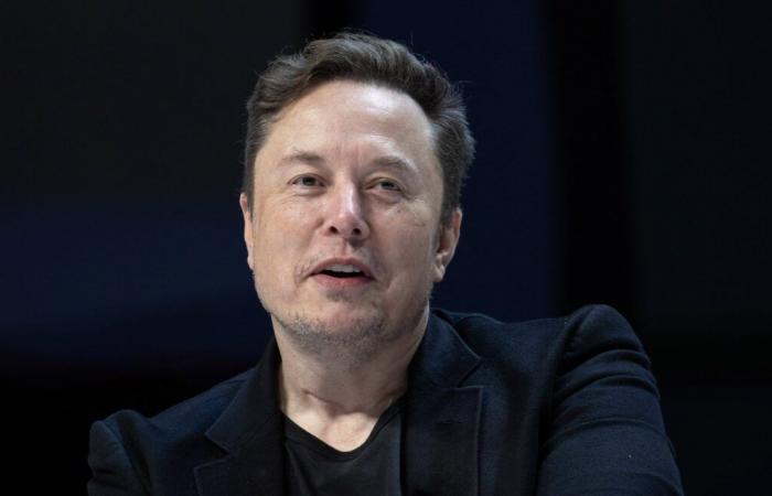 Elon Musk ist der erste, der die 400-Milliarden-Dollar-Marke überschreitet