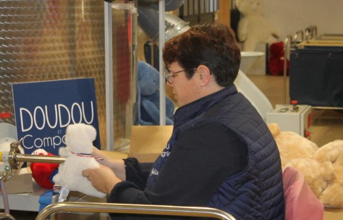 In dieser Werkstatt werden PSG-Maskottchen und Kuscheltiere hergestellt