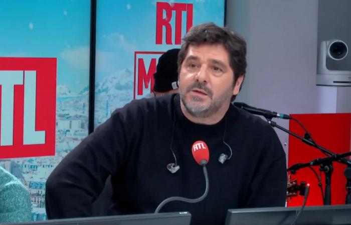 „Ich schlafe nicht viel, ich höre nicht auf“, verrät Patrick Fiori seine enorme „Müdigkeit“