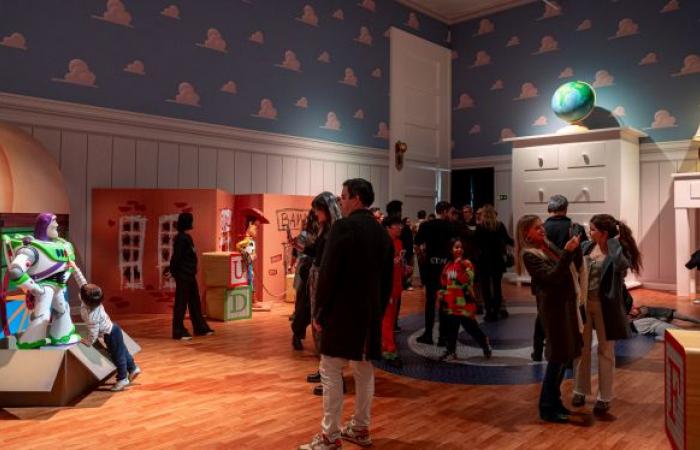 Toy Story, Coco, Cars … Mundo Pixar Experience kommt für ein immersives XXL-Abenteuer nach Brüssel